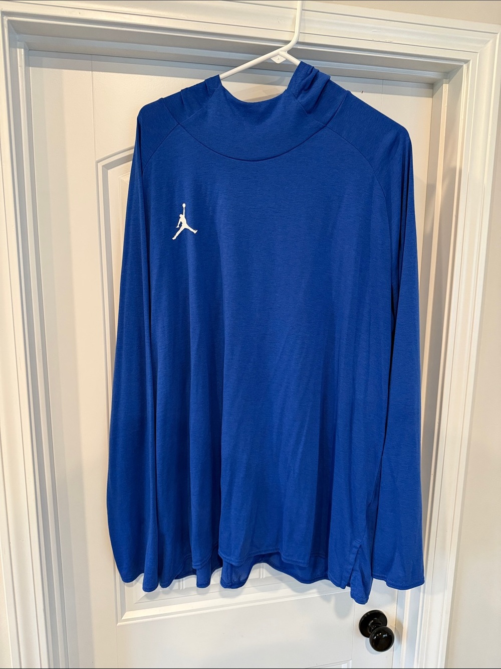 royal blue Jordan Team Dri-FIT athletic pullover Jumpman logo